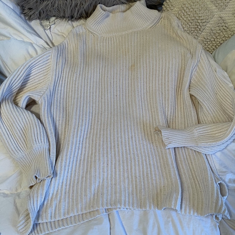 Oversized turtleneck sweater 🤍
